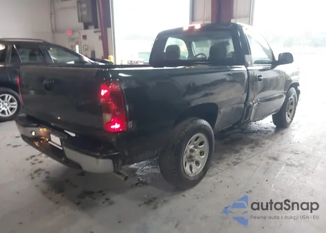 2005 Chevrolet Silverado 1500 Work Truck z USA, uszkodzony, nr VIN 1GCEC14X35Z354401